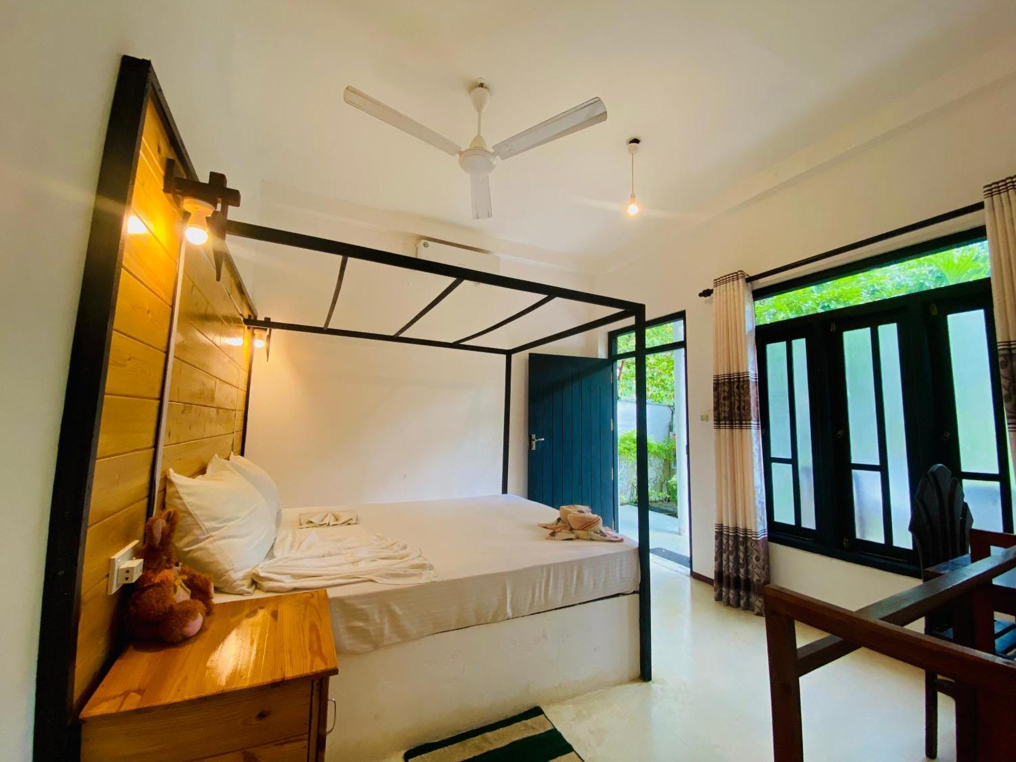 Rekawa Turtle Gate Hotel Tangalle Extérieur photo