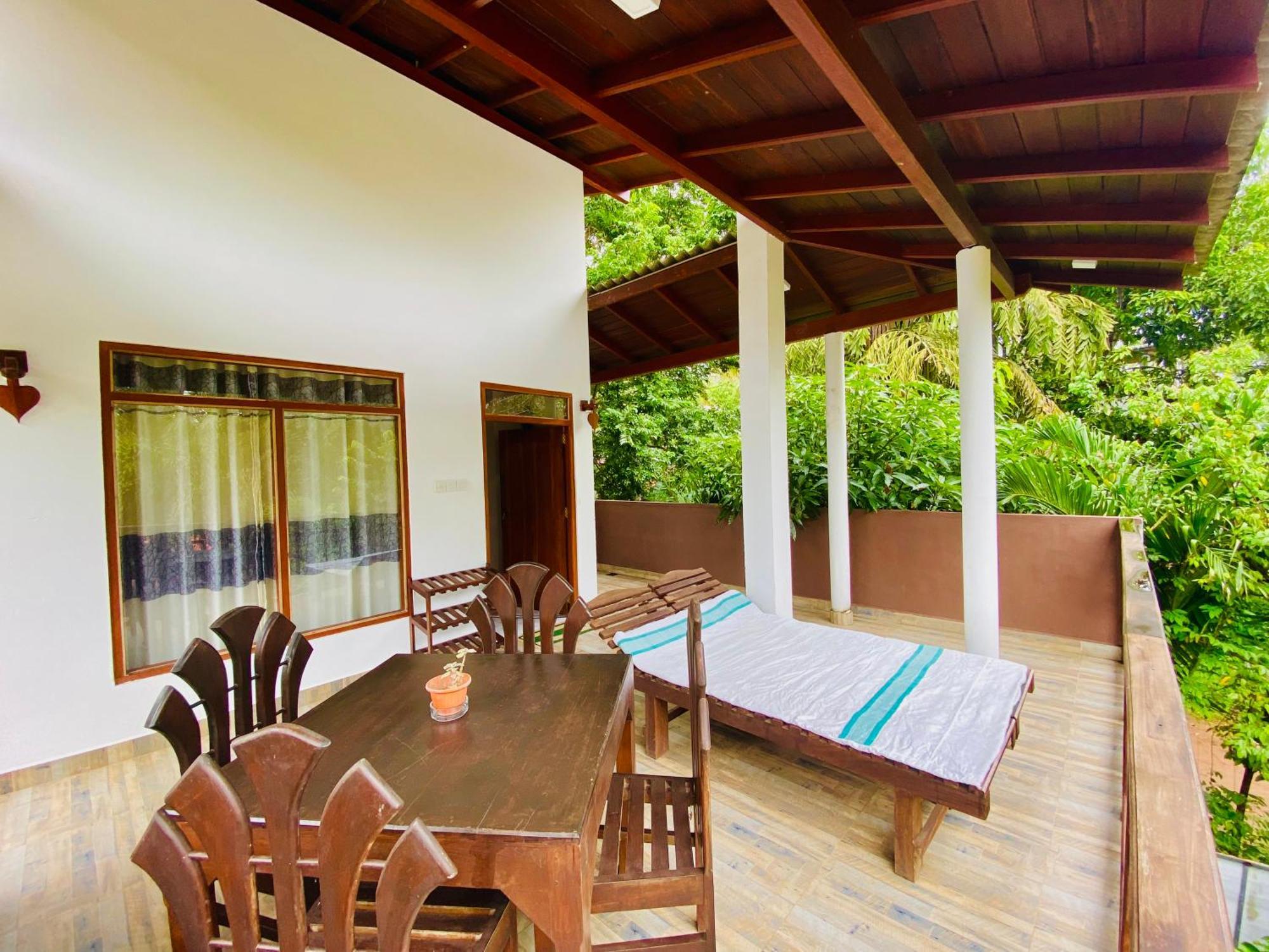 Rekawa Turtle Gate Hotel Tangalle Extérieur photo