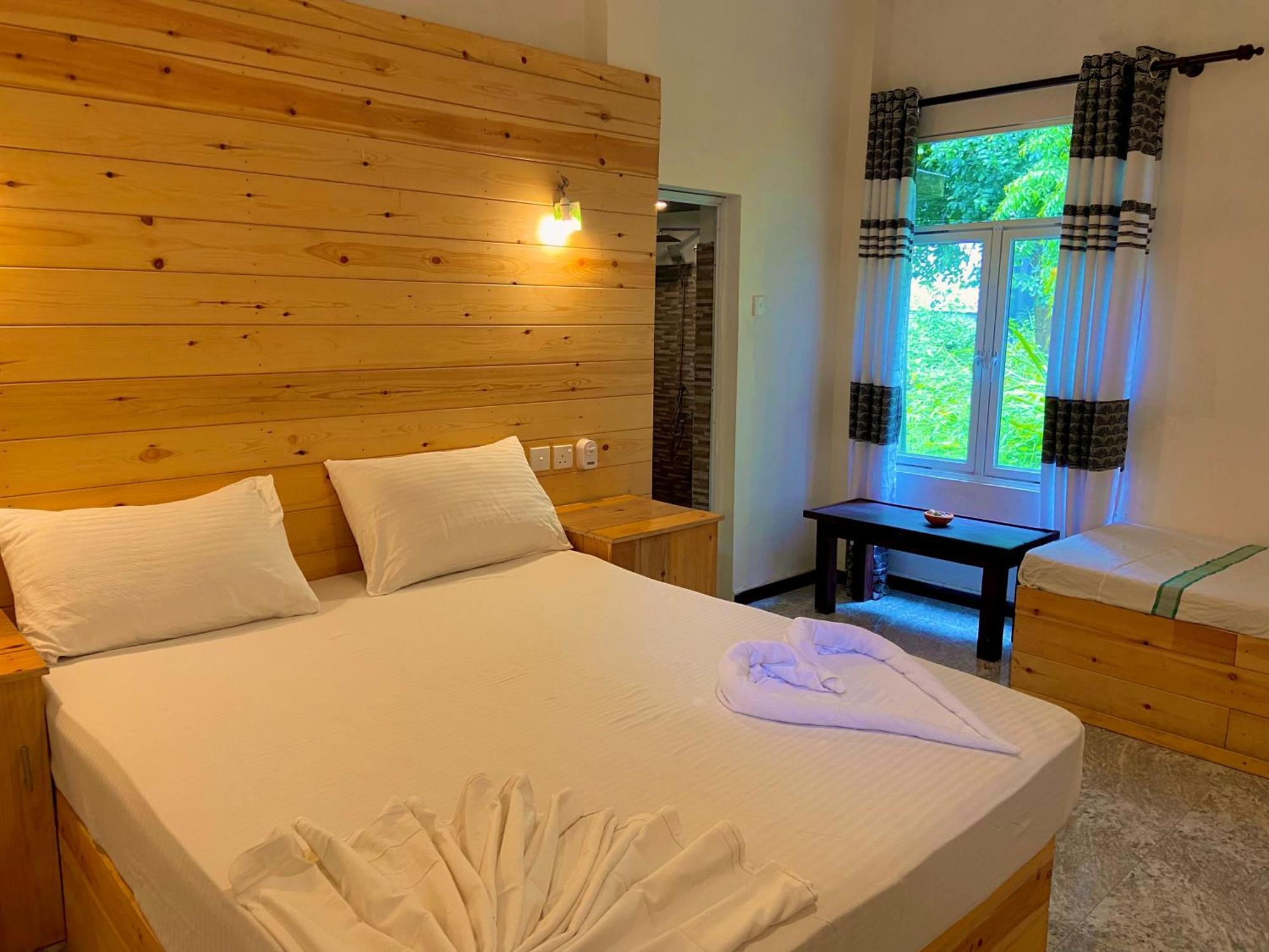 Rekawa Turtle Gate Hotel Tangalle Extérieur photo