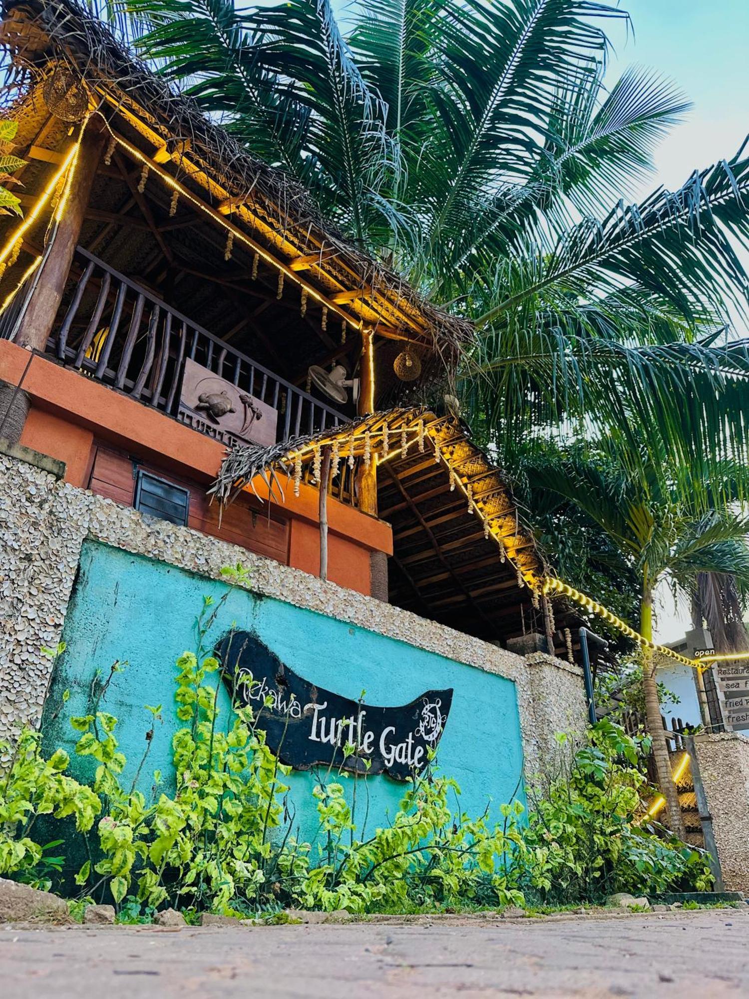 Rekawa Turtle Gate Hotel Tangalle Extérieur photo
